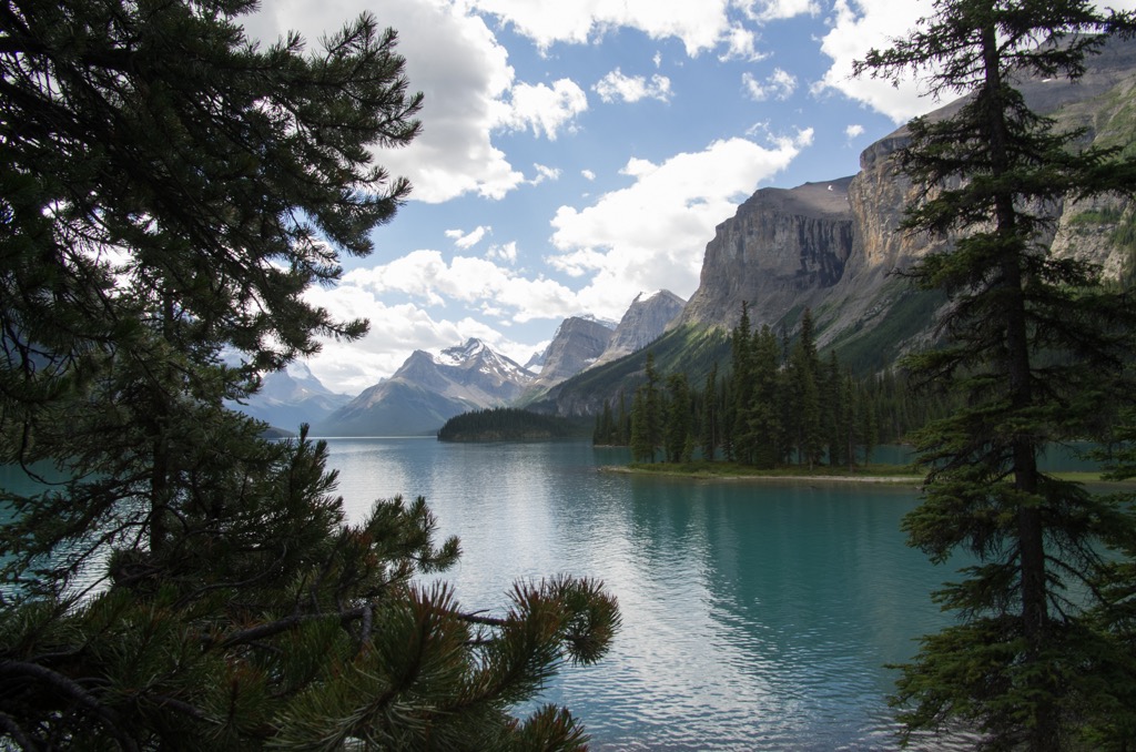 Maligne Lake