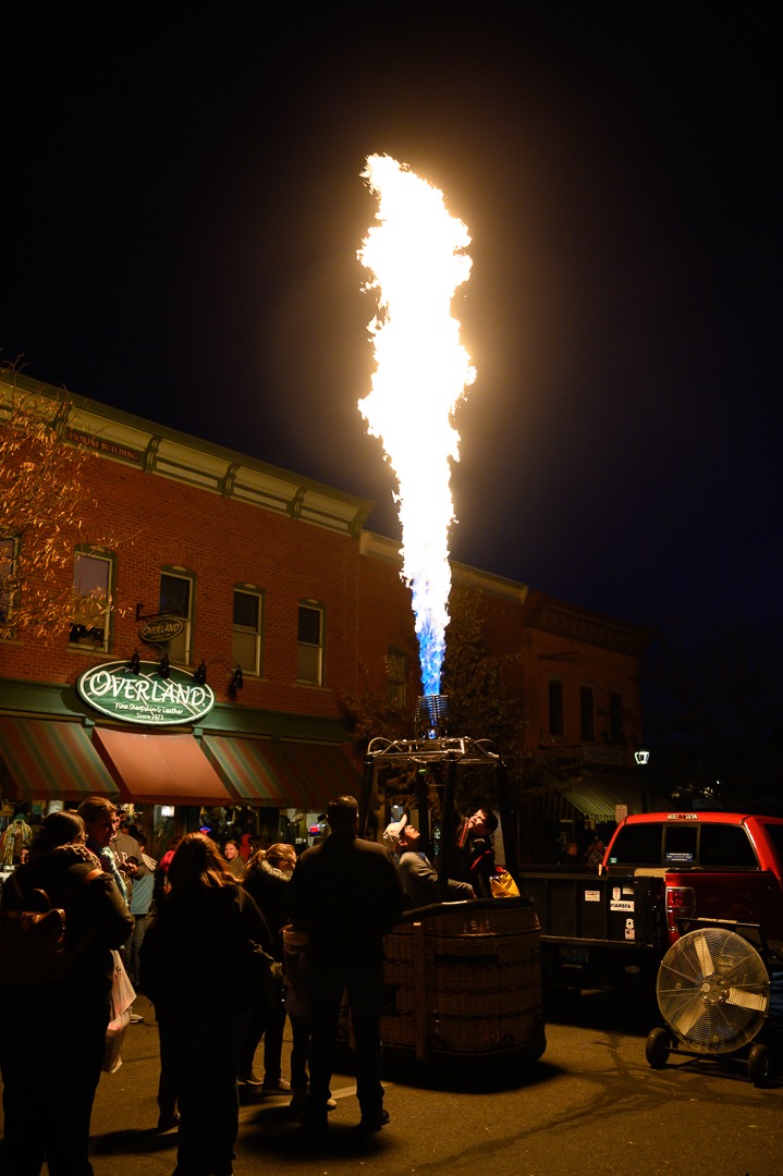 Light'er up - balloon fest warm up